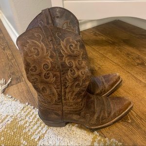 Women’s Ariat Brown Cowgirl Boots